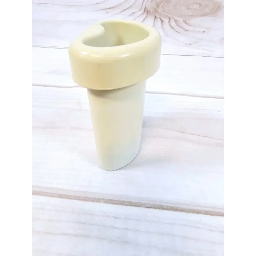 The Juiceman 421 Juice Extractor Replacement Part - Food Plunger/Pusher Yellowed